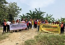 Jaga Keselamatan, KAI Daop 3 Cirebon Tutup Perlintasan Liar di Desa Sukalila Indramayu