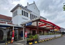 Daop 3 Cirebon Sediakan 18.742 Tiket KA untuk Liburan Isra Miraj dan Imlek