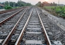 KAI Daop 3 Cirebon Tangani Mud Pumping untuk Jaga Kenyamanan Penumpang