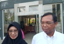 Pelajar Cirebon Belajar Demokrasi Langsung dari Wakil Rakyat