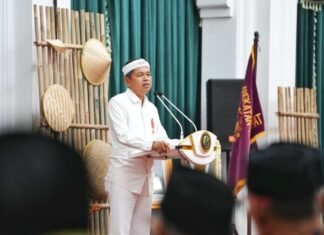 Heboh Mobdin Gubernur Kaltim, KDM Malah Beri Alphard ke Walkot Banjar Gubernur Jawa Barat, Dedi Mulyadi.