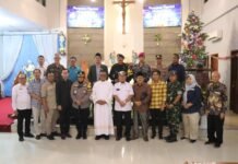 Safari Natal, Bupati Cirebon Bersama Forkopimda Sambangi Dua Gereja
