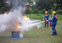 Disdamkarmat Cirebon Gandeng Pertamina, Latih Pemadaman Dini Pakai APAR