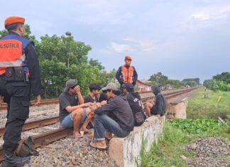 KAI Cirebon Imbau Masyarakat Tidak Ngabuburit di Jalur Rel Selama Ramadan