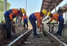 KAI Daop 3 Cirebon Waspadai Banjir-Longsor Saat Angkutan Lebaran 2026