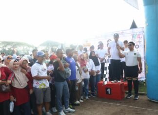 Cara Wabup Cirebon Perkuat Kebersamaan Warga Lewat Jalan Sehat