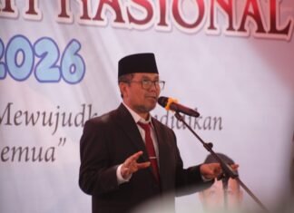 Imron Dorong Guru Bentuk Generasi Unggul dan Berdaya Saing