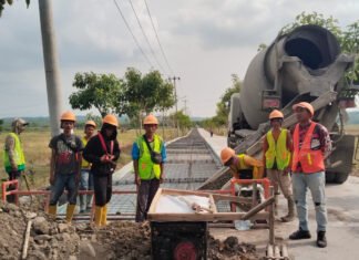 Infrastruktur Dikebut, Pemkab Cirebon Perbaiki 23 Ruas Jalan di Berbagai Wilayah