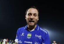 Persib Fokus 4 Laga Sisa Usai Comeback Dramatis Lawan Bhayangkara Kapten Persib Marc Klok. Foto: persib.co.id