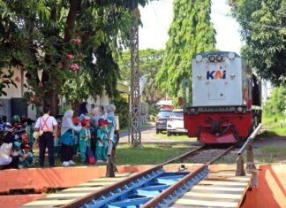 Daop 3 Cirebon Kenalkan Dunia Kereta Api ke Anak-anak Lewat Outing Class