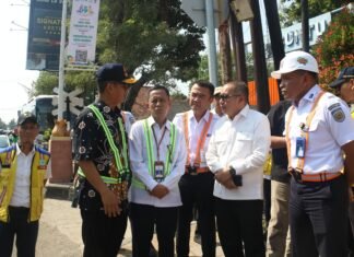 Komisi V DPR Tinjau Perlintasan Kereta Cirebon, Underpass – Flyover Diusulkan