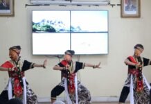 Pemkab Cirebon Perkuat Pelestarian Topeng, Siapkan Strategi Hadapi Era Digital