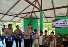 Satlantas Polres Cirebon Kota Santuni Anak Yatim Jelang HUT Bhayangkara ke-80
