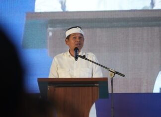 Jamin Pengobatan Hingga Tuntas, KDM Serahkan Hadiah Sayembara Taufik Hidayat kepada Korban