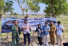 Saluran Air di Cirebon Dibersihkan, Program Padat Karya Bantu Ekonomi Warga