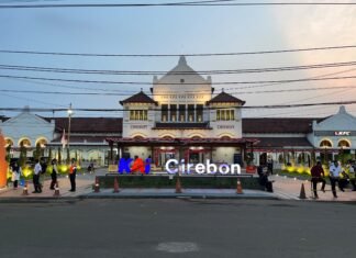 Turun Kereta, Langsung Liburan! Cirebon-Kuningan Makin Mudah Dijangkau