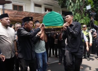 Penghormatan Terakhir untuk Danny Setiawan di Gedung Sate, Dimakamkan di Purwakarta