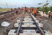 KAI Cirebon Ganti Bantalan Beton, Keandalan Jalur Kereta Diperkuat