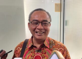 OJK Gencarkan Program PINTAR, Ajak Warga Kenal Investasi